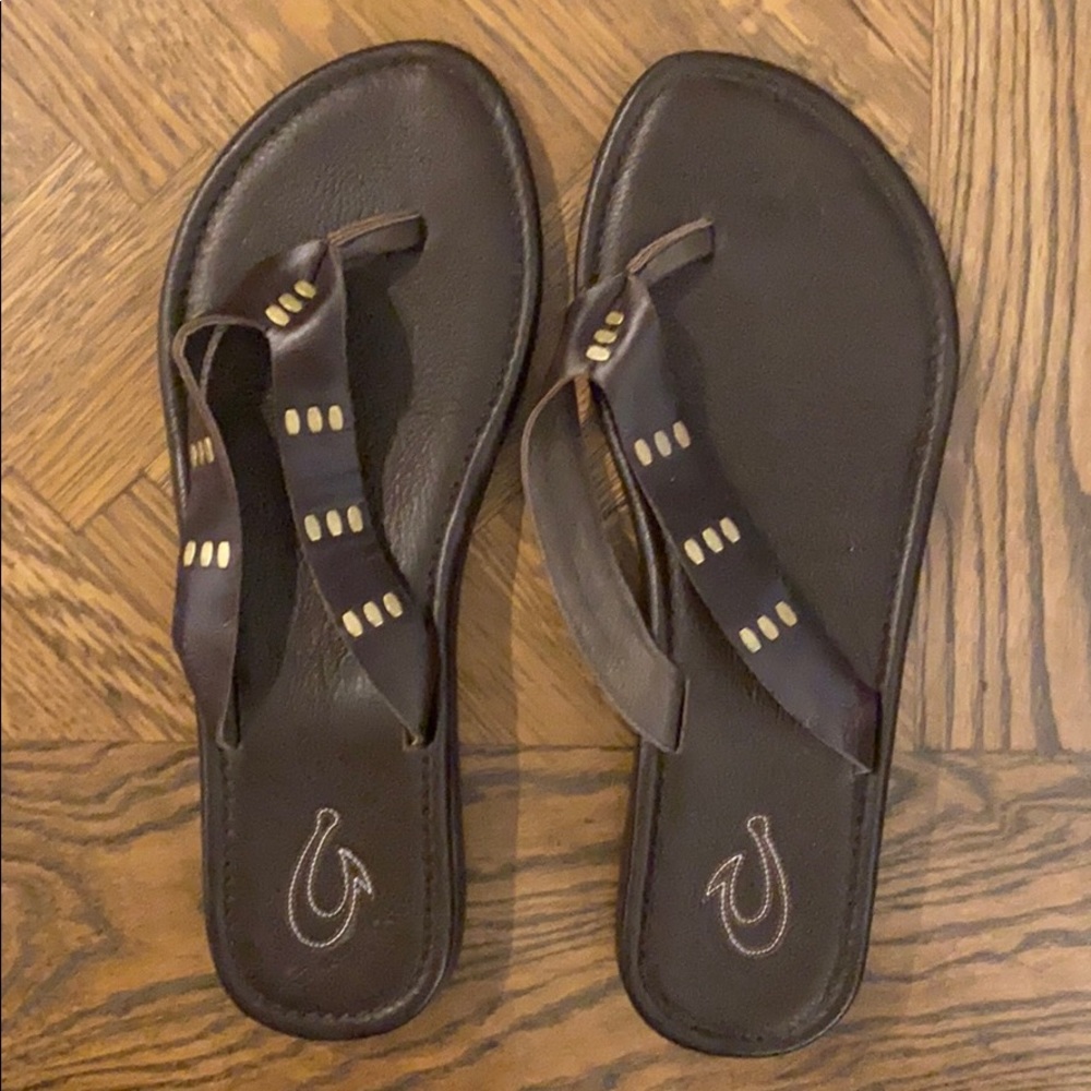 Olukai sandals